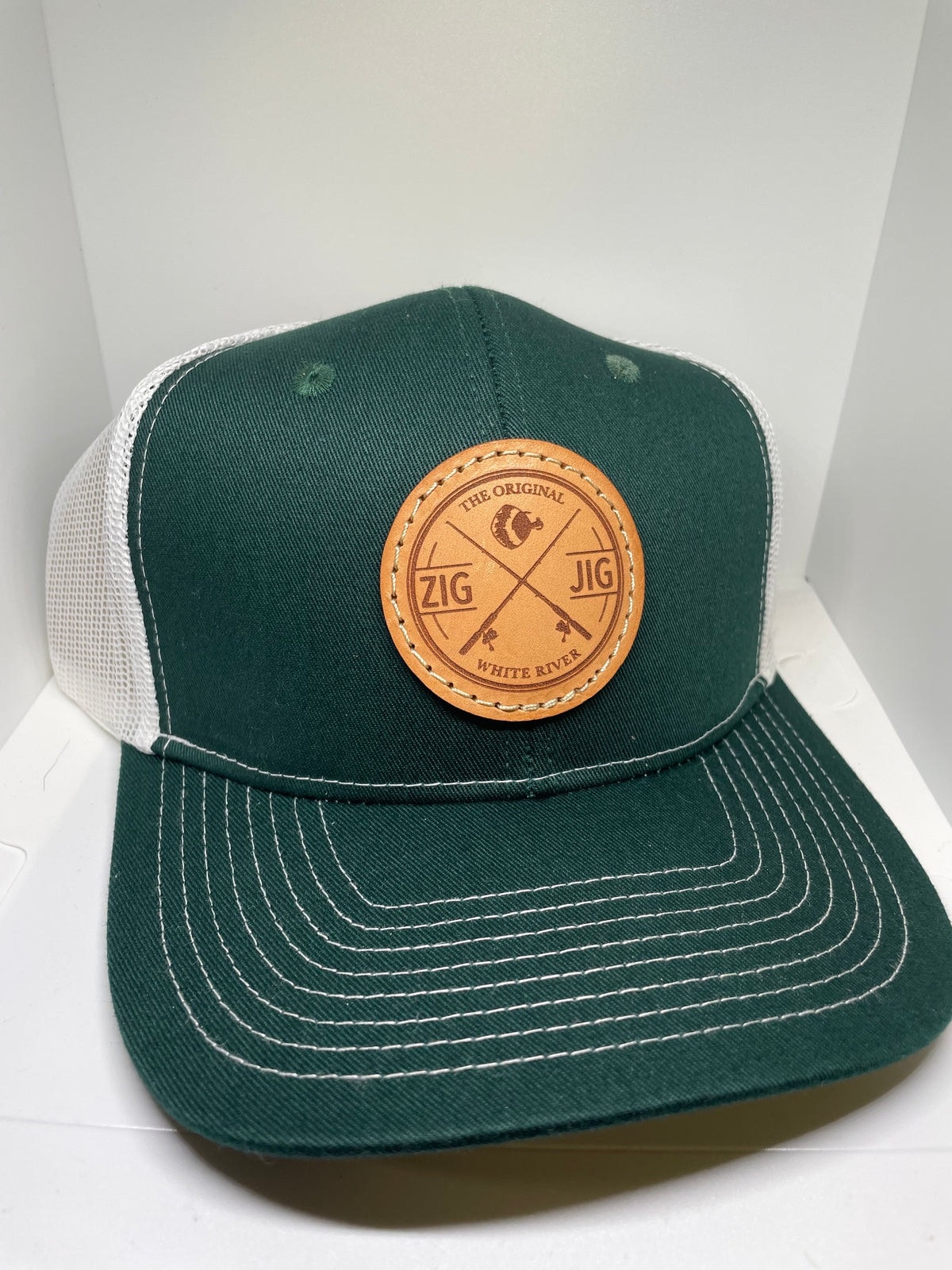 Zig Jig Zig Lid Leather Patch Snapback Hat in Hunter Green/White